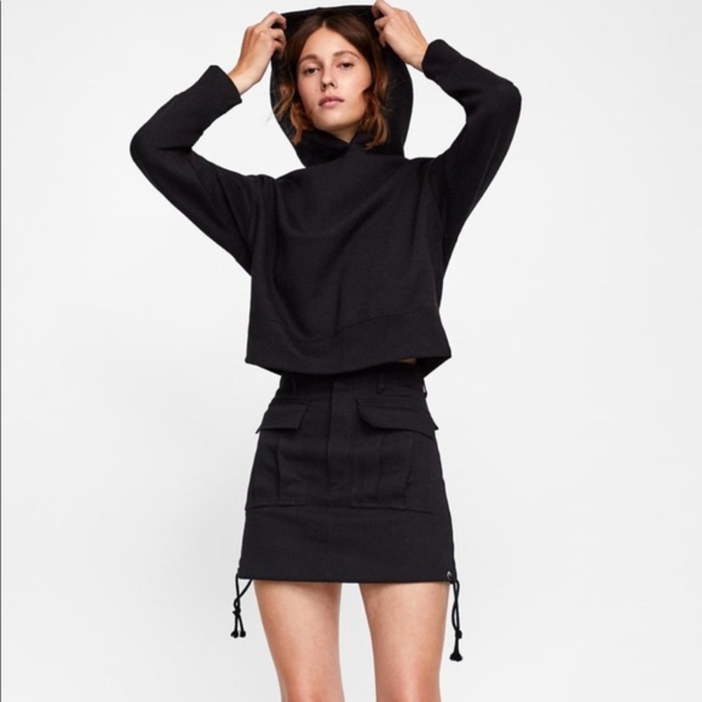Zara Cropped Hoodie Sweatshirt